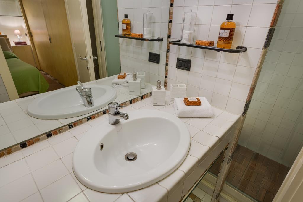 Spanish Steps Gea Apartamento *